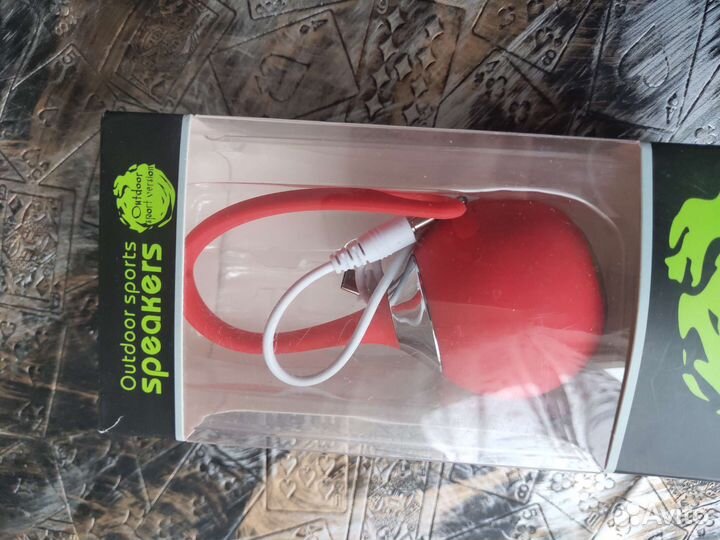 Музыкальная колонка с блютузом