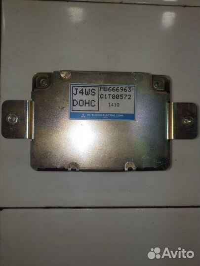 Блок управления рулевой рейкой Mitsubishi Diamante