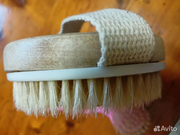 Щетка для кожи