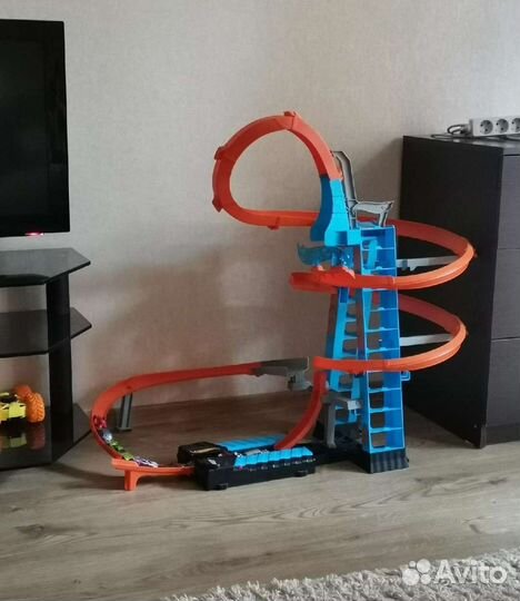 Автотрек hot wheels