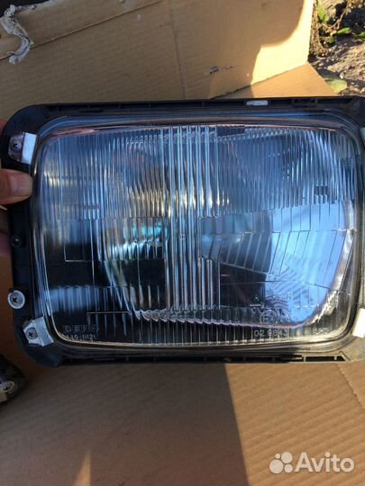 Фары mercedes T-1