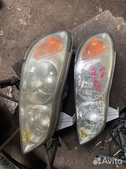 Фара правая Nissan Cefiro A33