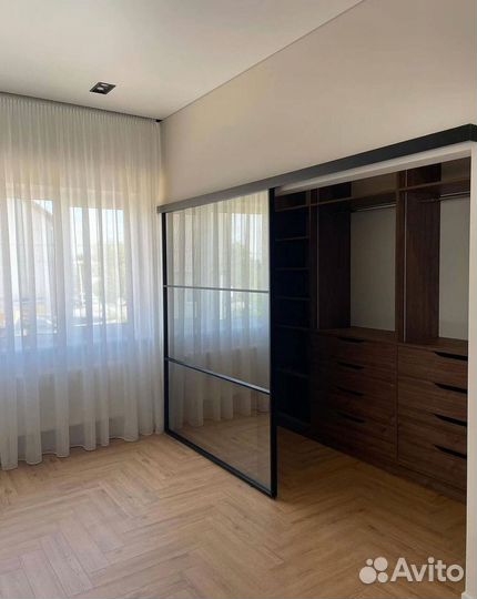 Гардеробная система как IKEA