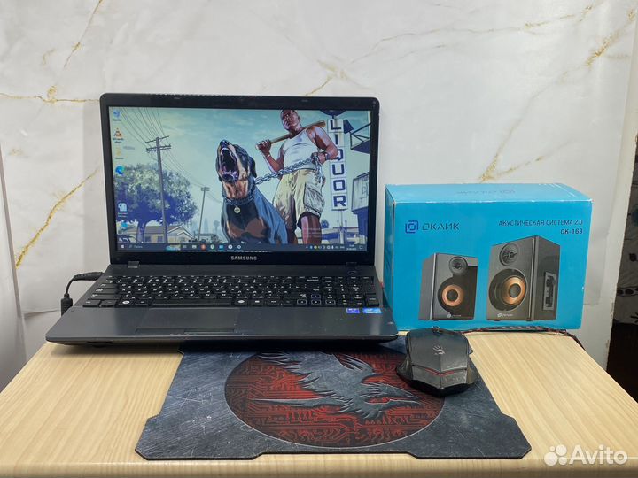 Мощный ноутбук Samsung i3 с игровым комплектом