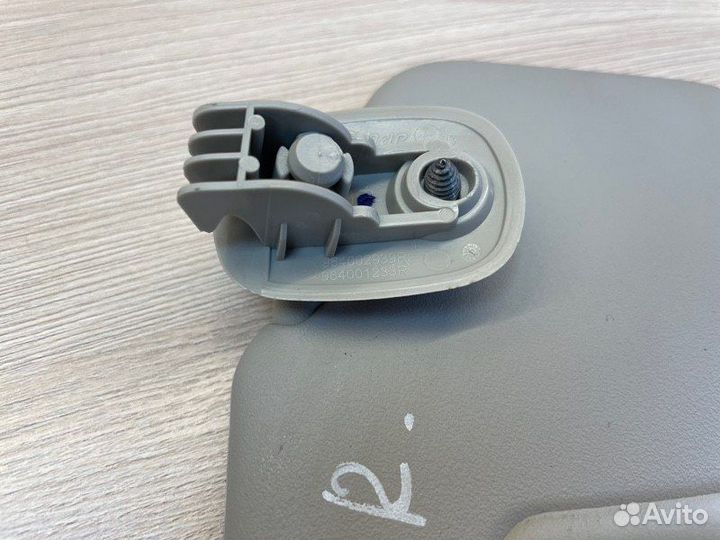 Козырек солнцезащитный правый LADA X-Ray