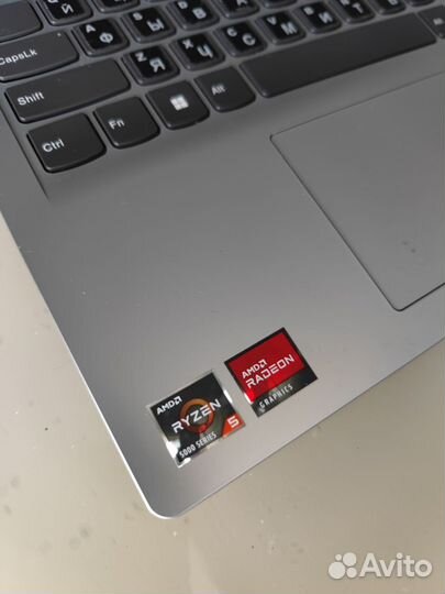 Ноутбук lenovo