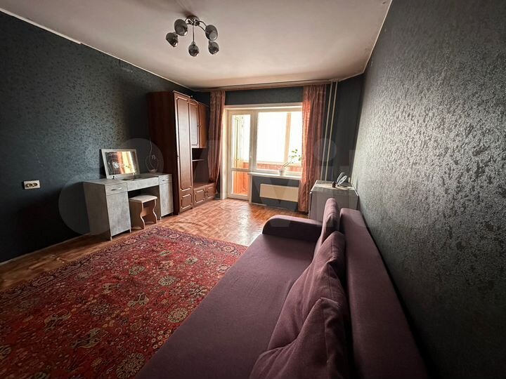 1-к. квартира, 37 м², 1/10 эт.