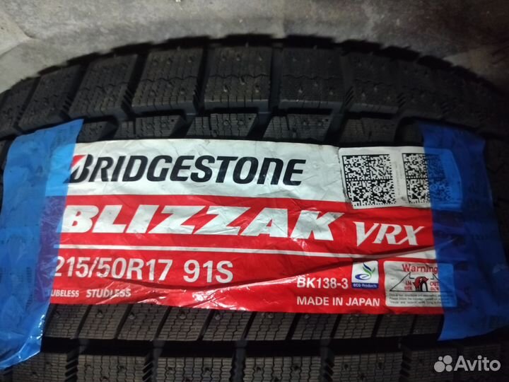 Bridgestone Blizzak VRX 215/50 R17 91S