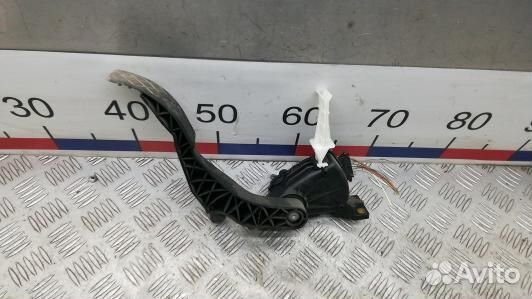 Педаль газа skoda octavia A4 (2ST13NW01)