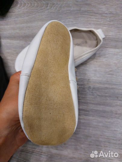 Купальник гимнастический 92-98 и чешки 26