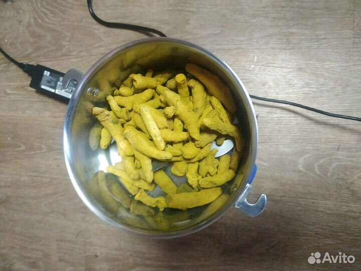 Дробилка / мельница для муки зерен корней