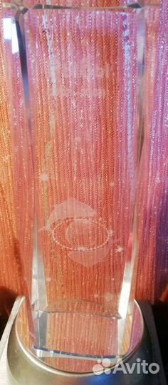 Хрустальный монолит со знаками зодиака