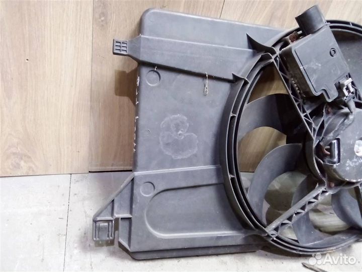 Вентилятор радиатора от Ford Focus II 2008-2011