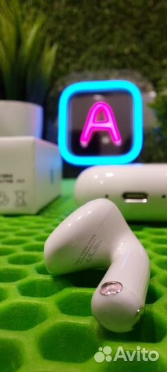 Apple airpods 4 c шумоподавлением ANC новые