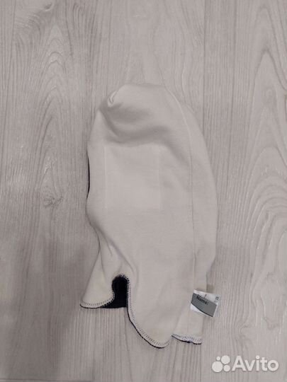 Шапка шлем и краги huppa