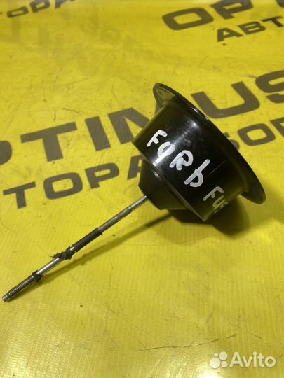 Крепление запасного колеса Ford Fusion