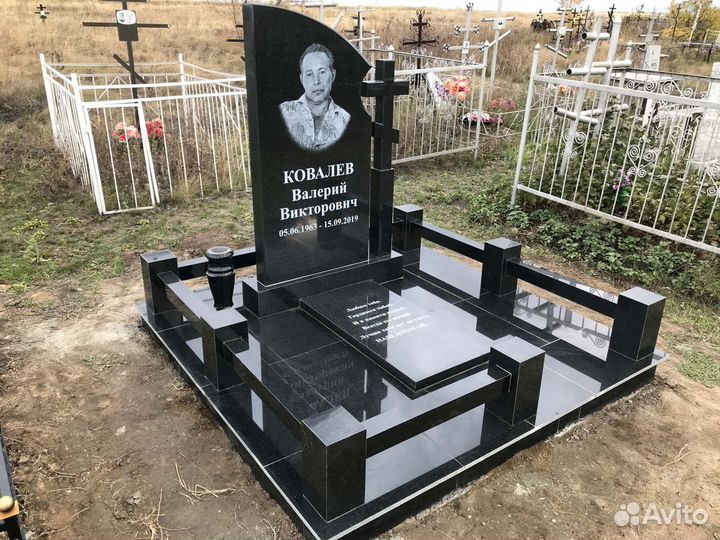 Памятники, ограды на могилу