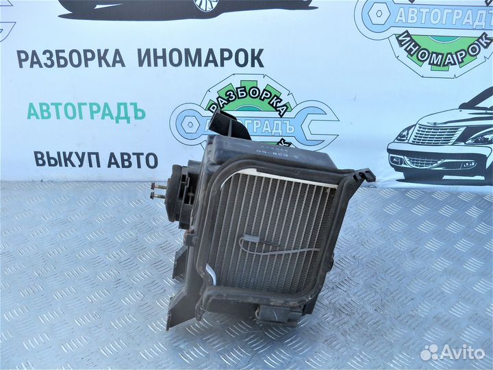 Корпус отопителя под испаритель Honda HR-V 3D 99г