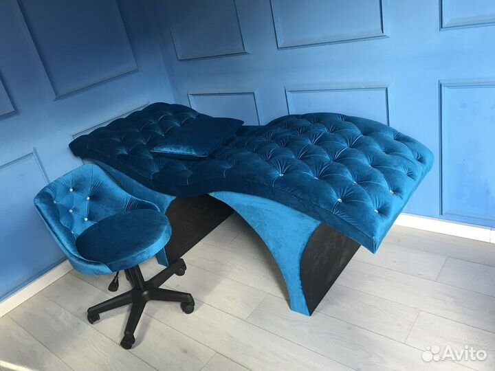 Анатомическая кушетка для наращивания ресниц