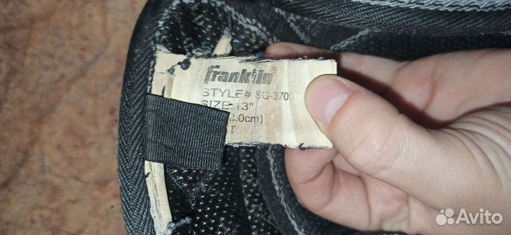 Щитки хоккейные 13