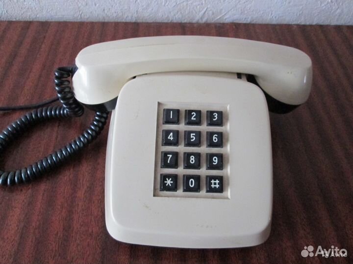 Телефон стационарный радиотелефон, кнопочный б/у