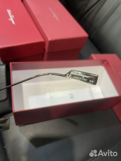 Salvatore ferragamo очки