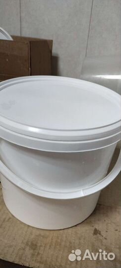 Ведра пластиковые с крышкой