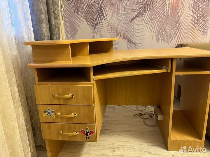 Компьютерный столик бу