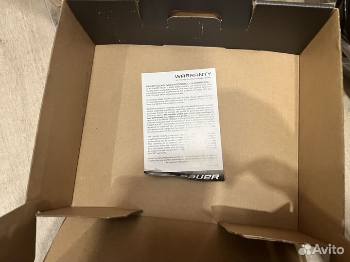 Коньки хоккейные