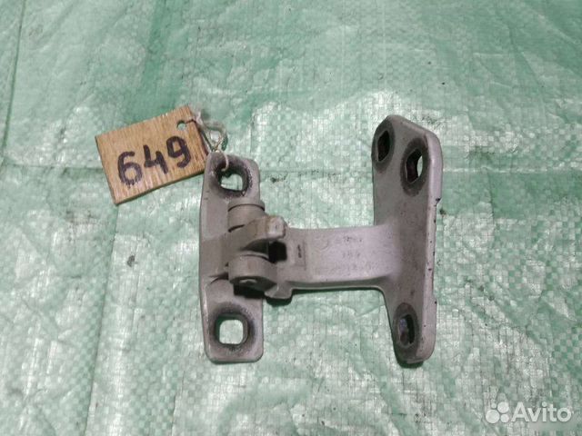 Петля багажника левая Bmw X5 E53 внедорожник 4.4I