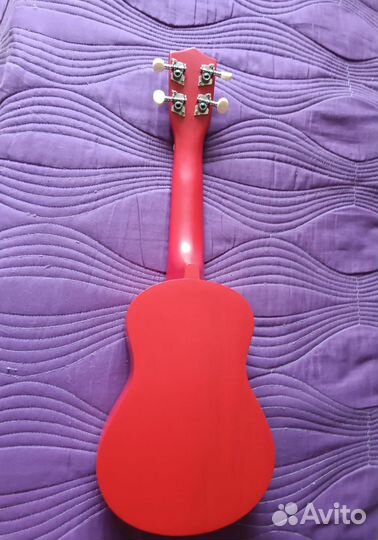 Гитара укулеле