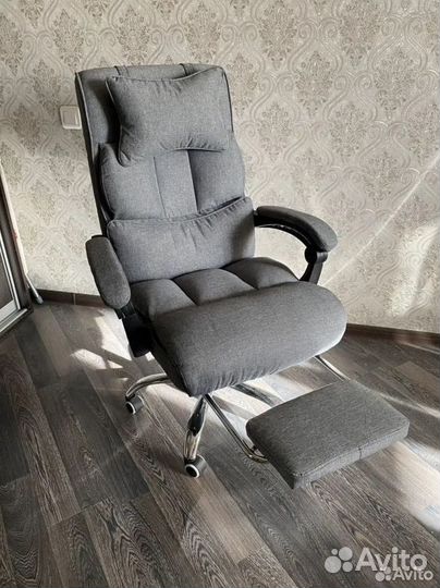 Компьютерное кресло офисное с функцией массажа