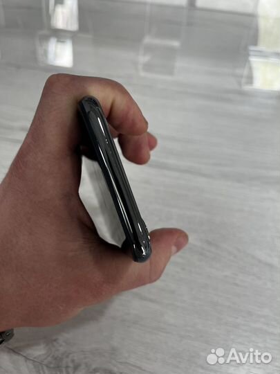 iPhone X, 64 ГБ