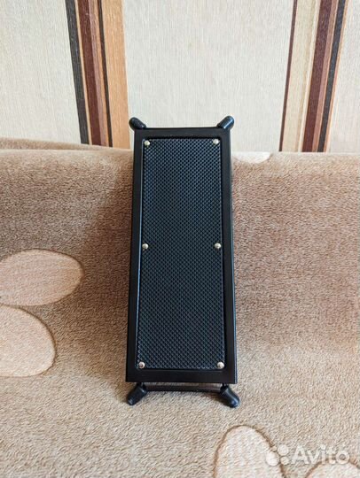 Подставка под ногу гитариста