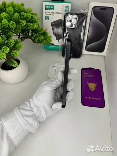 iPhone 15 Pro, 256 ГБ