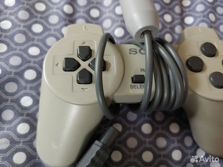 2 джойстика Sony PS1,2