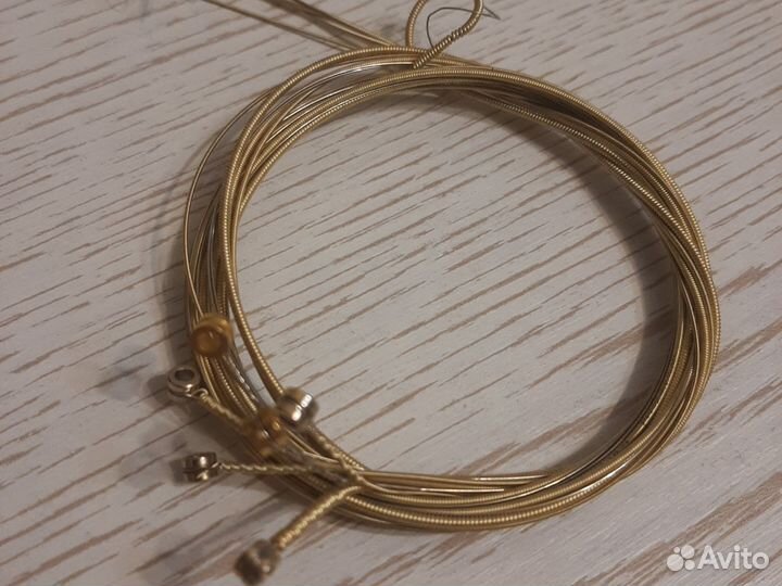 Струны для акустической гитары