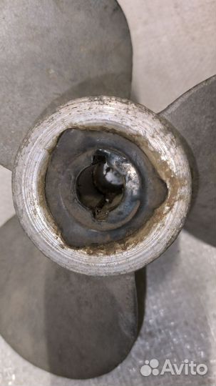 Гребной винт лодочный