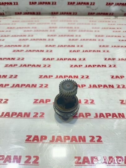 Шестерня привода спидометра Mitsubishi L200 K74T