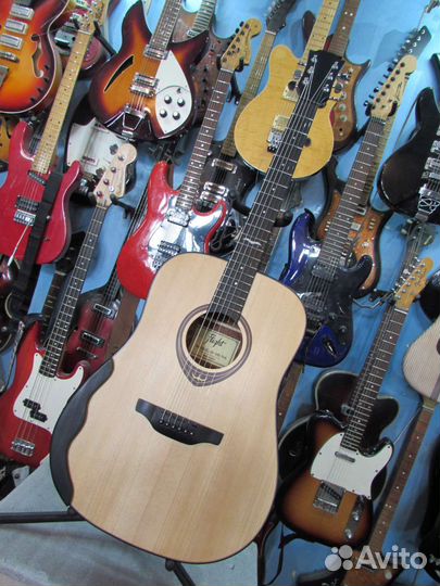 Акустическая гитара Flight