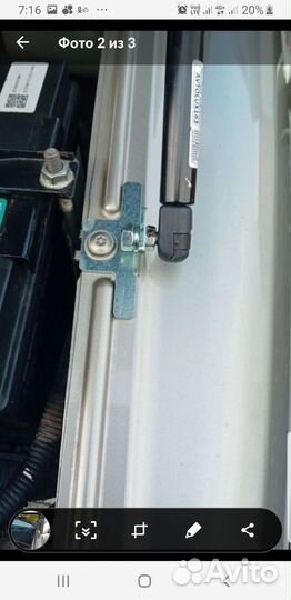 Газовые упоры капота на Chevrolet Niva (Шевроле Ни