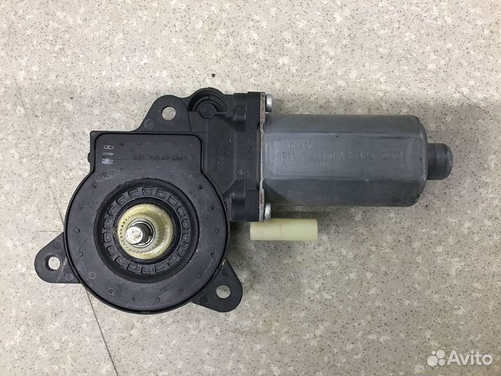 Моторчик стеклоподъемника Ford Fiesta 2001-2007