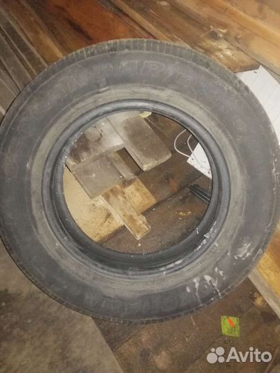 Yokohama 104ZR 215/70 R16