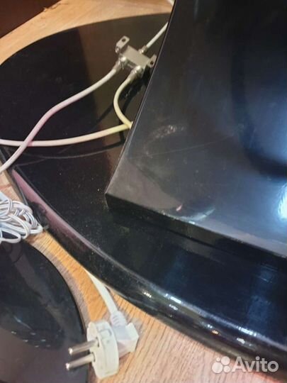 Стойка под телевизор и аппаратуру