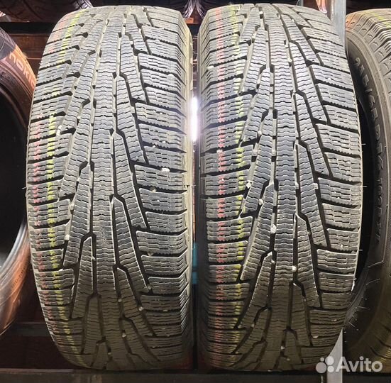 Nokian Tyres Hakkapeliitta R2 215/65 R16 98M