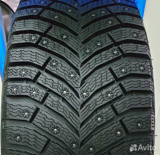 Michelin X-Ice North 4 215/55 R17 107