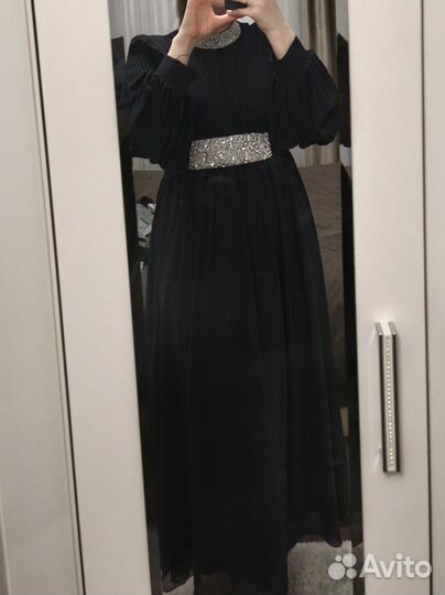 Вечернее платье 46 размера стойка