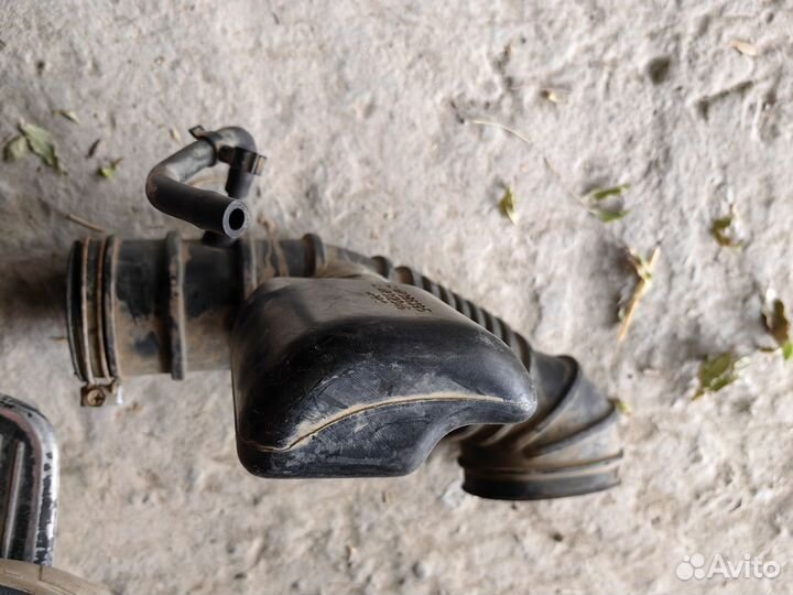 Патрубок Паджеро