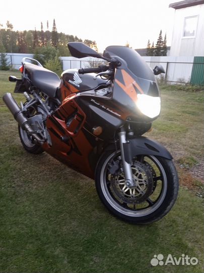 Honda CBR 600F3