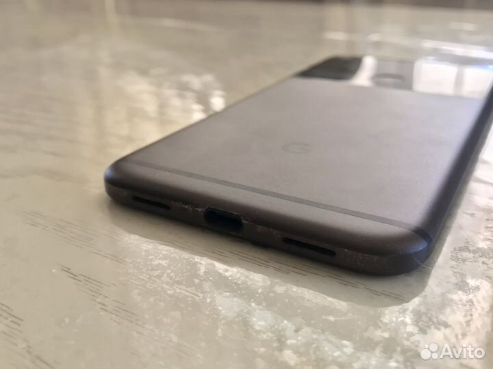 Google Pixel XL, 4/32 ГБ